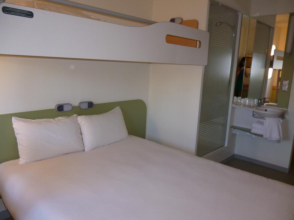 Ibis Budget Lleida Pokój zdjęcie
